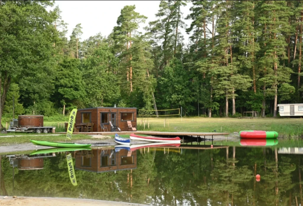 Vasaros stovykla iš viršaus
